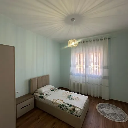 Shirzana White Palace, Apartment